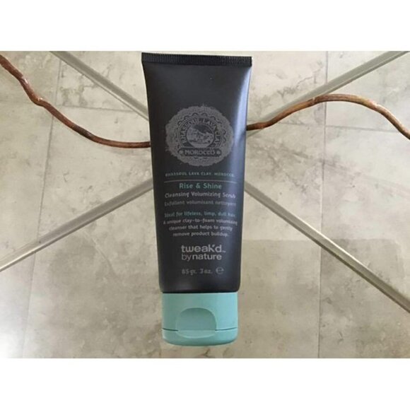 Tweak-d Hair Treatment 3 oz. - Volumizing Scrub  8 oz. - Volumizing Scrub 3 oz. - Picture 3 of 5